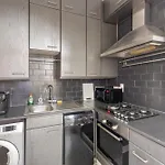 Regent\'S Square Charming Flat